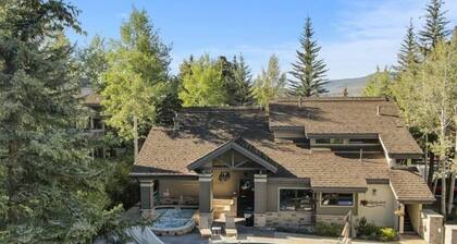 82 Ridgepoint 3 Bedroom Townhouse by RedAwning