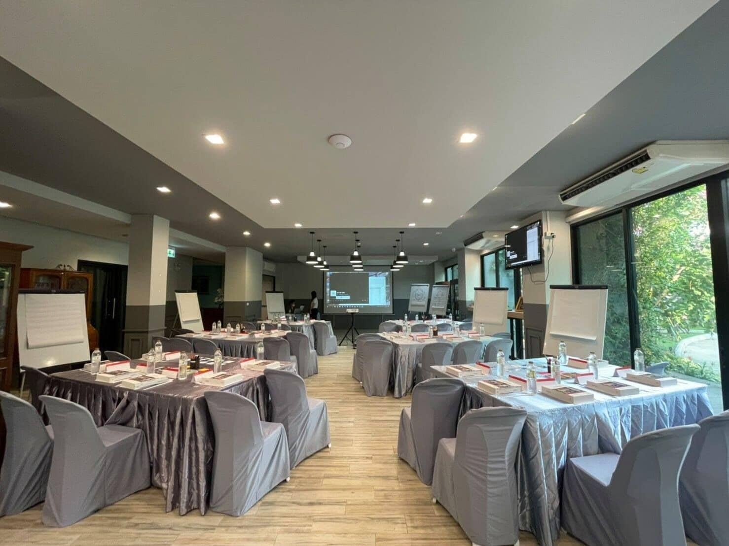 Foto - Bangkok Oasis Hotel