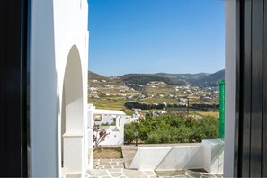 Exterior - Kirki Studios (Paros)