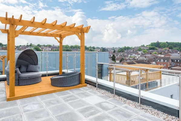 Sun deck - New Street Serviced Apartments Luton (Luton)