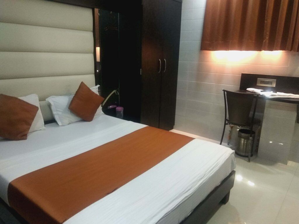 Ekstrasenger (mot et tillegg) og kablet internett (inkludert)