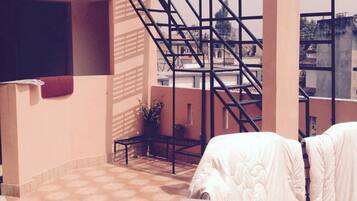 Standard Double Room | Free WiFi