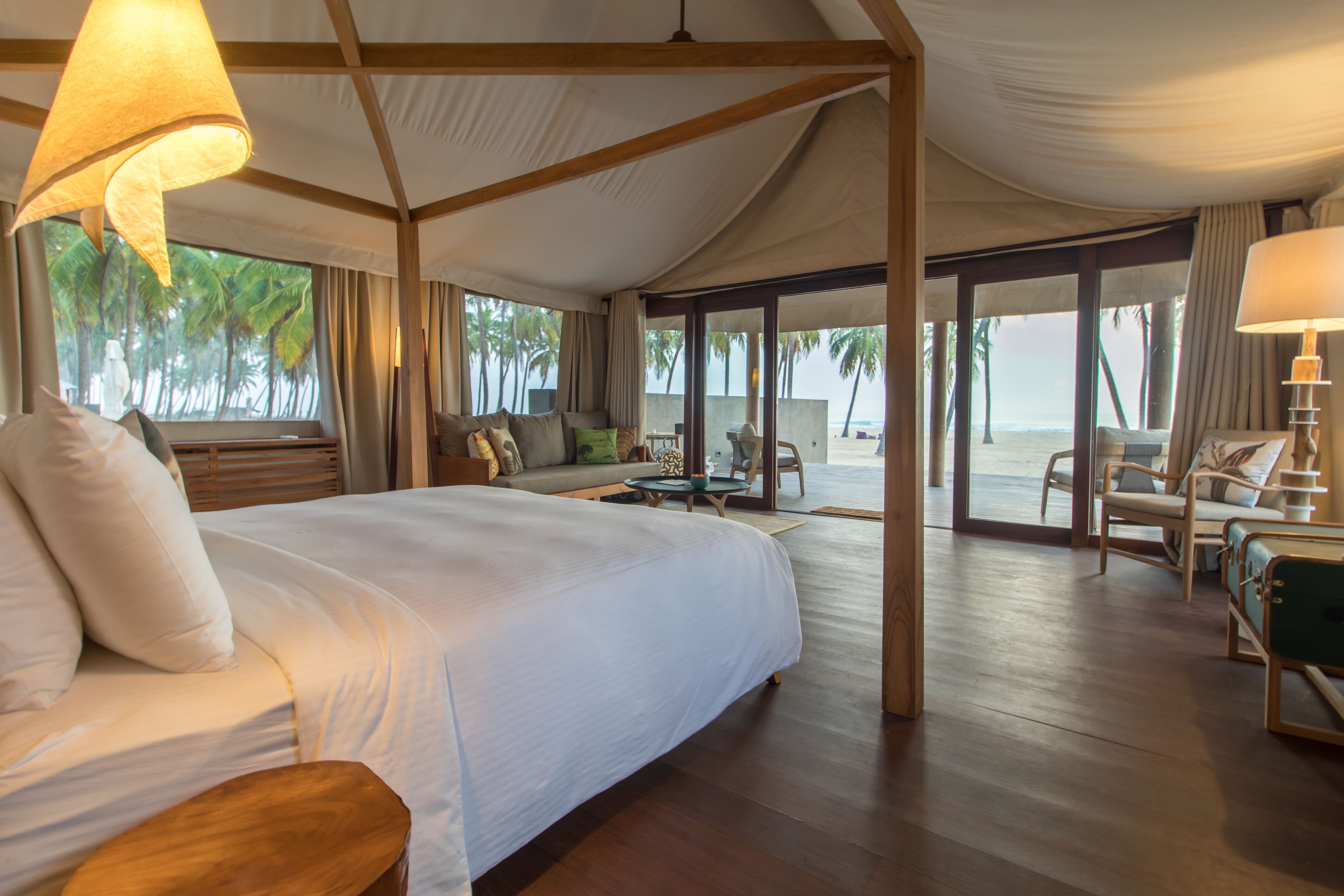 palam suite | living area | mp3 dock