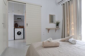 Apartment, 2 Bedrooms | 2 bedrooms, in-room safe, iron/ironing board, travel crib - Vagia Calm House (Paros)