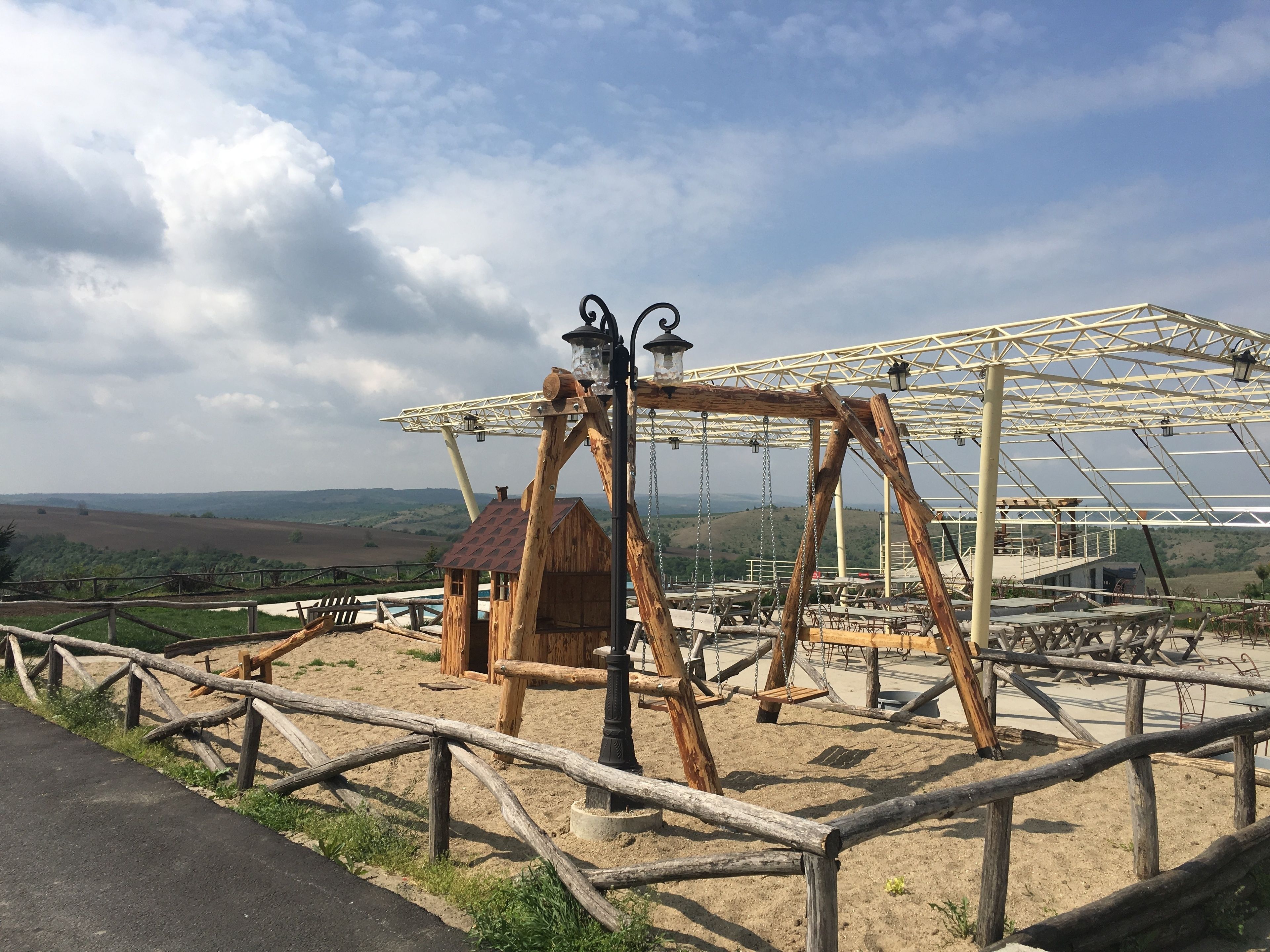 children’s play area – outdoor