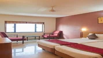 Executive Double or Twin Room, Non Smoking, Private Bathroom | 1 bedroom, minibar, iron/ironing board, rollaway beds