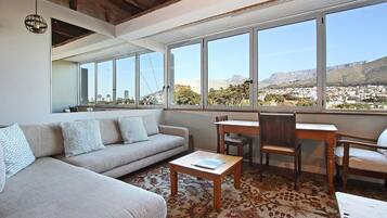 Studio | Khu phòng khách | Smart TV