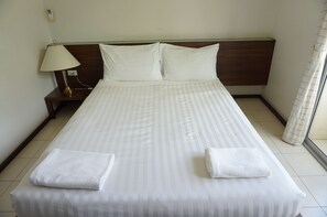 Rollaway beds, free WiFi - Le Ranong Bistro Hotel (Ranong)