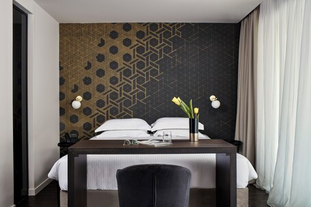 Azur Hotel - Image 24