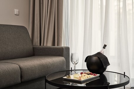 Azur Hotel - Image 58