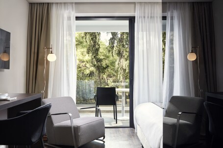 Azur Hotel - Image 59