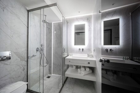 Azur Hotel - Image 110