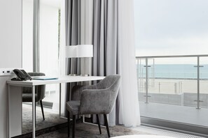 Basic Suite | 4 bedrooms, in-room safe, soundproofing, iron/ironing board