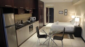 Studio | Area keluarga | TV layar datar