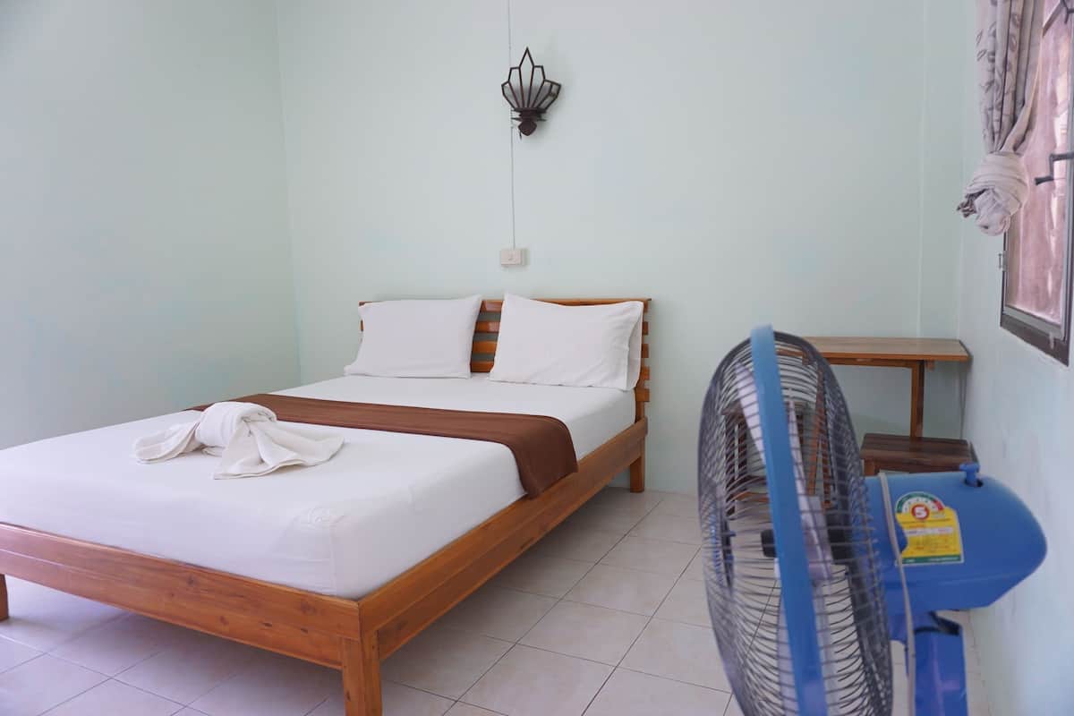 Standard Double with Fan | Free WiFi
