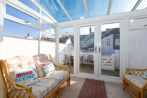 Terrace/patio - SeaCrest, St Ives - Sleeps 10 - Views - Parking for Two Cars (St Ives)