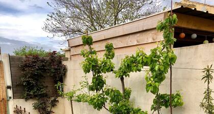 Maison de charme sur le Canal du Midi proche Narbonne et Ă 30 minutes de la mer