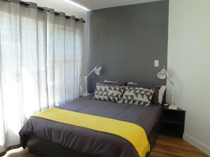 Bed sheets - Mobema Court (Cape Town)