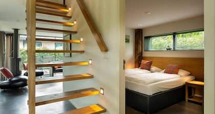 Den Osse 148 vacation villa near Grevelingen lake with dog