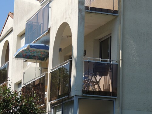 Royan: T2 proche plage avec parking privé