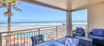 SP305 Sandpiper Dejlig 3 værelses 3 bad direkte oceanfront Condo.