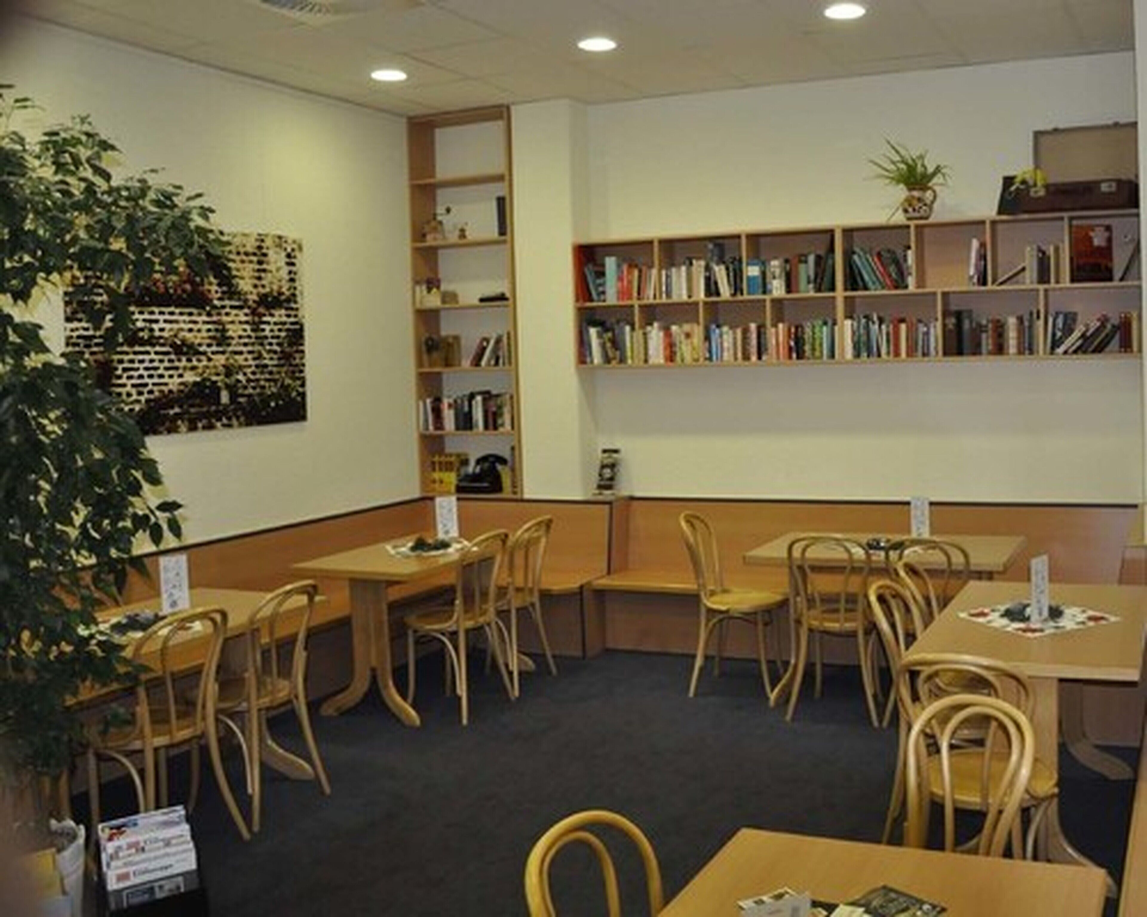 daily buffet breakfast (eur 8.00 per person)