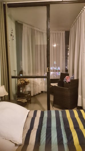 Standard Apartment, 2 Bedrooms, Ocean View, Tower | 2 bedrooms, desk, blackout drapes, soundproofing - Departamento Rapa Nui (Vina del Mar)