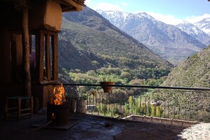View from property - Berber Family Lodge (Asni)