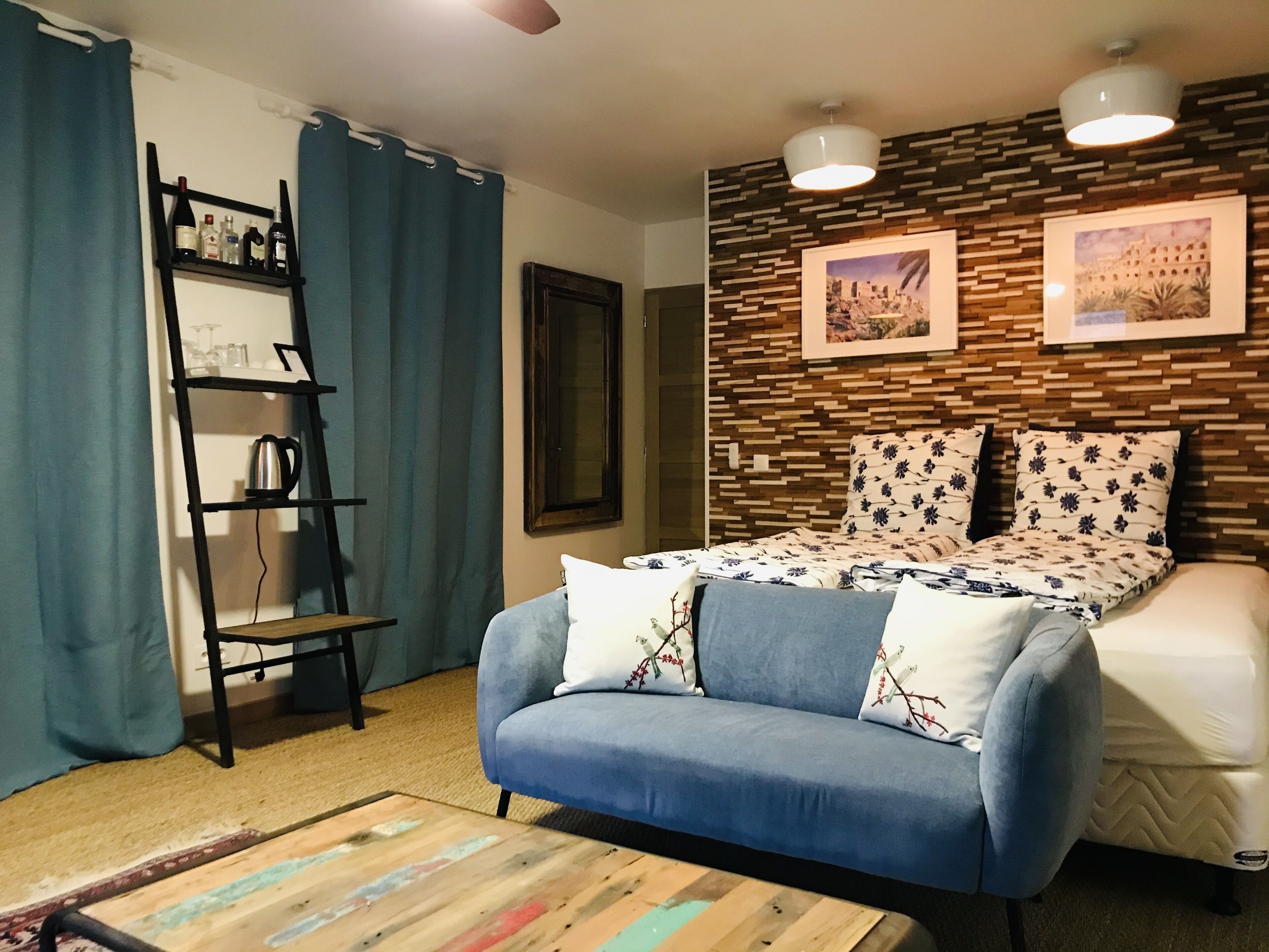 Chambre Double Signature, salle de bains attenante, vue montagne