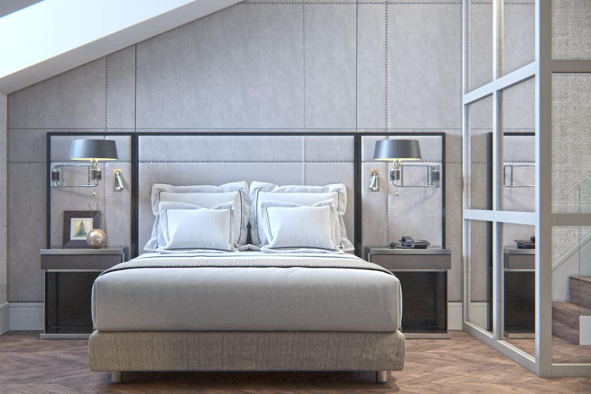 Minibar, caja de seguridad en la habitación y escritorio 