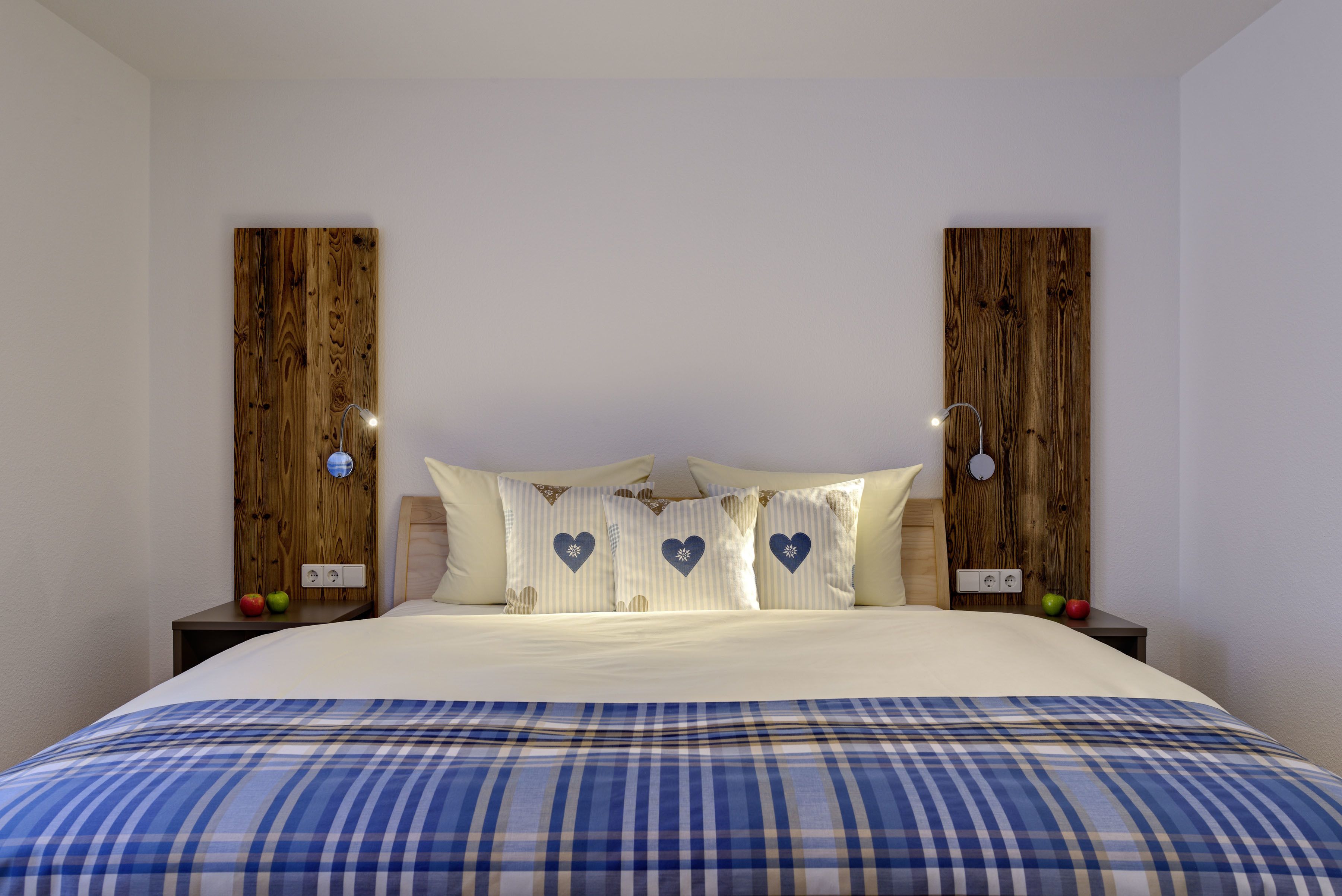 apartment. lake. side | minibar, in-room safe, iron/ironing board, free wifi