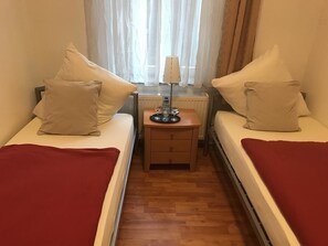 Soundproofing, free WiFi