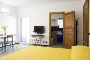 Appartement, terrasse | Literie de qualité, minibar, bureau, système d’insonorisation