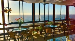 Free continental breakfast