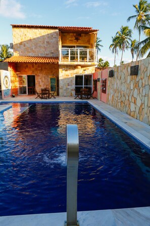 Fachada da propriedade