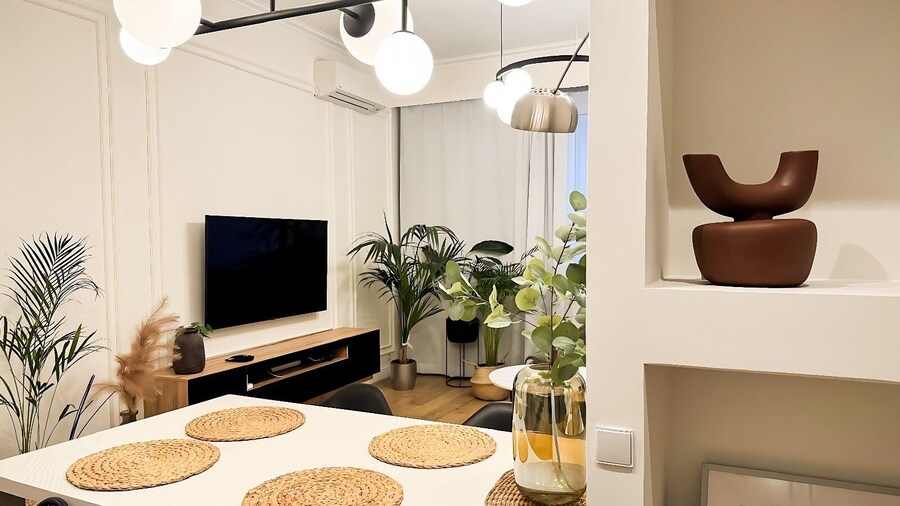 UNIT Centrum deLuX Plac Zbawiciela