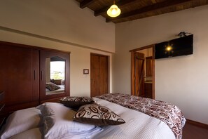 Double Room | 1 bedroom, premium bedding, desk, free rollaway beds - Hotel Bella Casona (Riobamba)