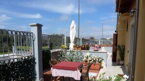 Outdoor dining - Emozioni d'Estate (Pula)