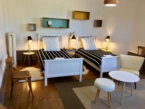 Double Room (Michel) | Premium bedding, in-room safe, individually decorated - La Maison de Famille (Boen)