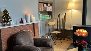 Lobby lounge - La Maison de Famille (Boen)