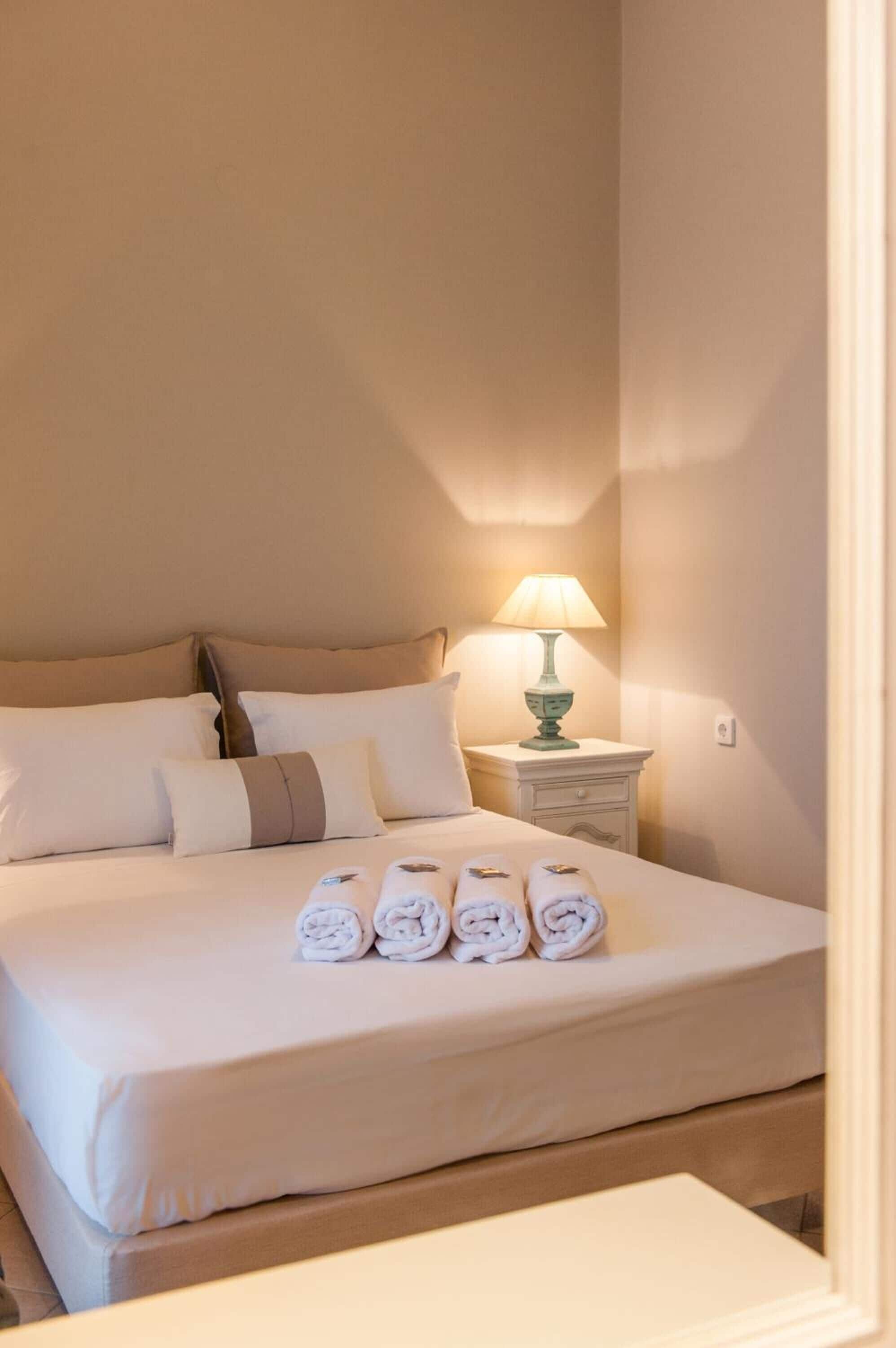 1 bedroom, in-room safe, soundproofing, free wifi