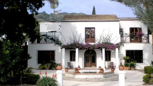 Entrada de la propiedad