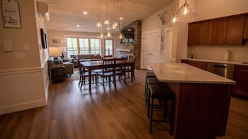 Condo, 2 Bedrooms, Mountainside (2402) | Individually decorated, individually furnished, iron/ironing board