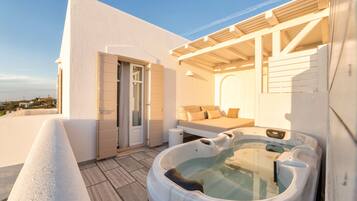 Luxury Suite, Sea View (Outdoor Hot Tub) | Terrace/patio