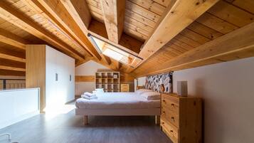 Classic-Loft | 2 Schlafzimmer, Allergikerbettwaren, Daunenbettdecken, Pillowtop-Betten