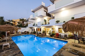 Exterior - Kasteli Studios & Apartments (Mylopotamos)