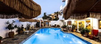 Kasteli Studios & Apartments