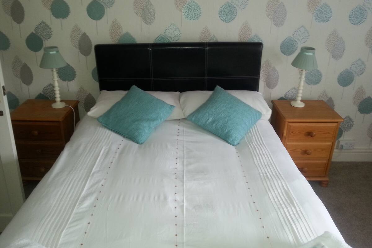 Standard Double Room | Free WiFi