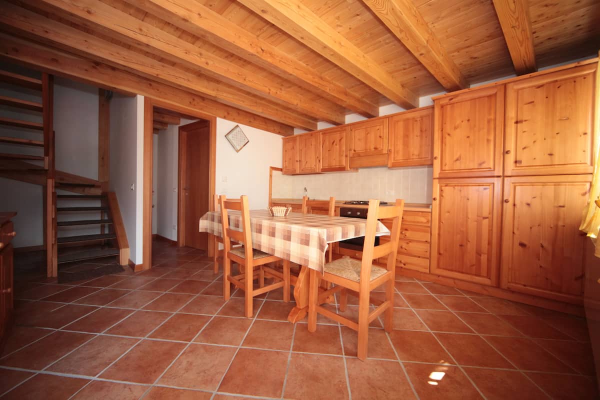 Apartment, 1 Bedroom (Alpina) | Living area