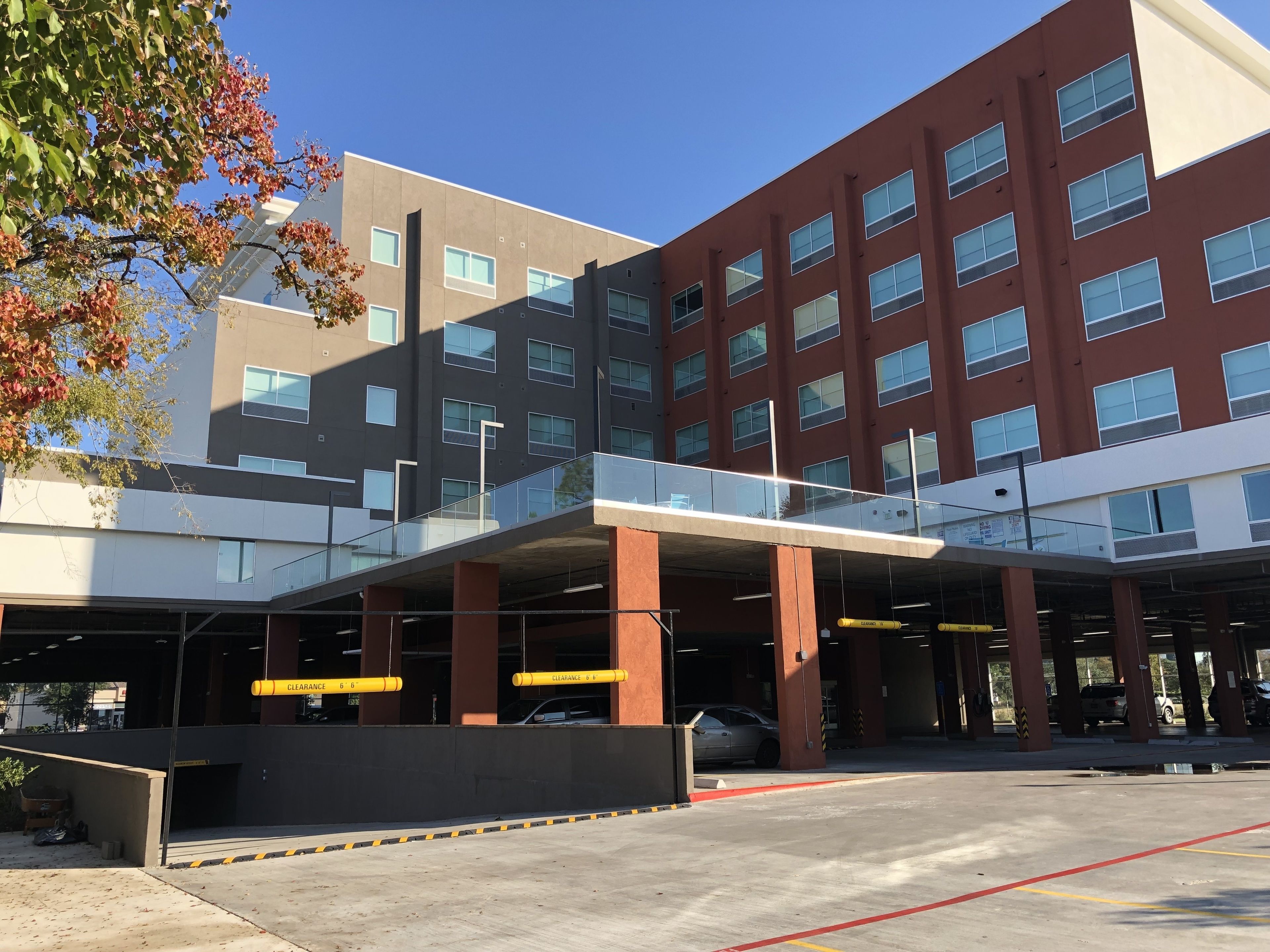 Photo - Holiday Inn Express & Suites - Houston Westchase - Westheimer by IHG